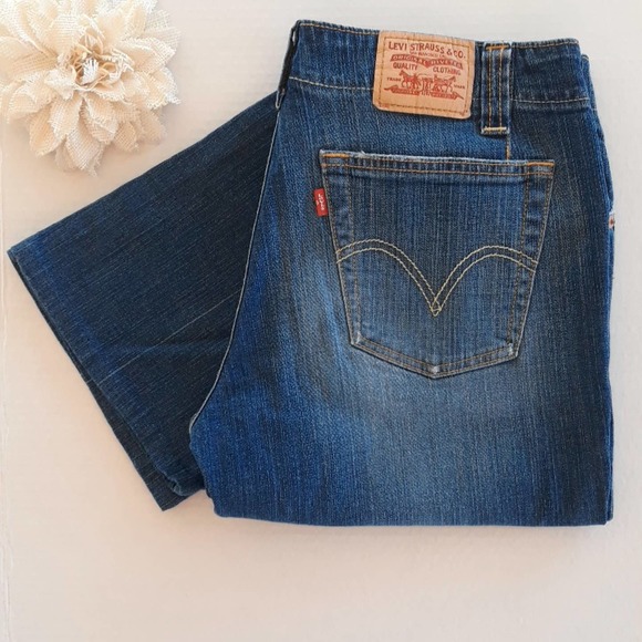 Levi's Denim - Levi's 525 Boot Cut blue jeans 8 Short